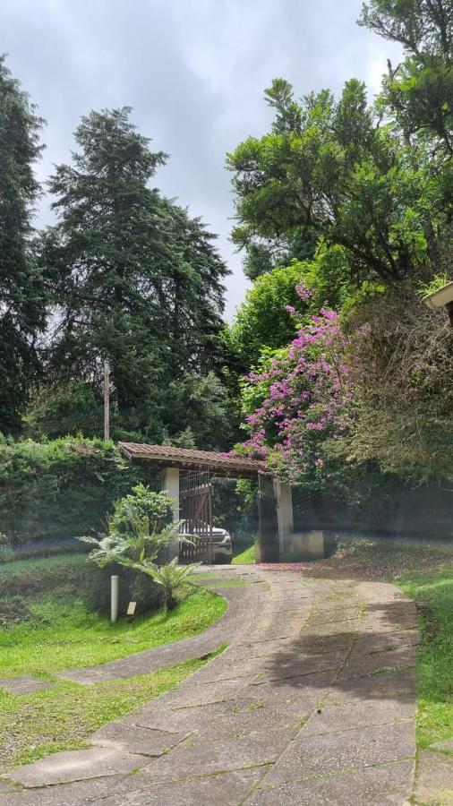 Confortavel Casa Com Lareira 10Min Capivari Campos do Jordão Buitenkant foto